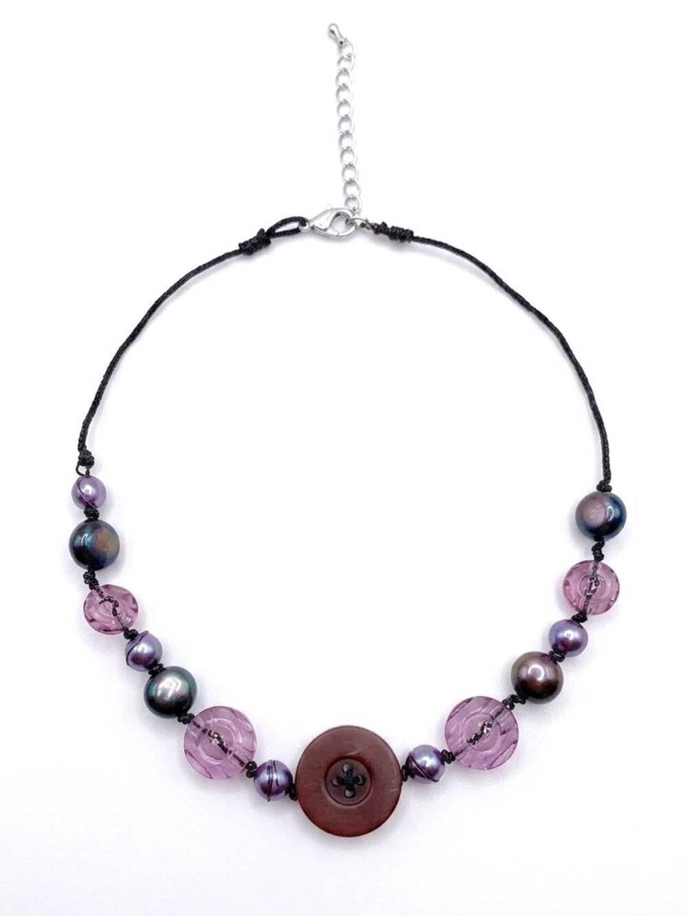 CREATION - Short necklace Wire & Vintage buttons - Violet Purple